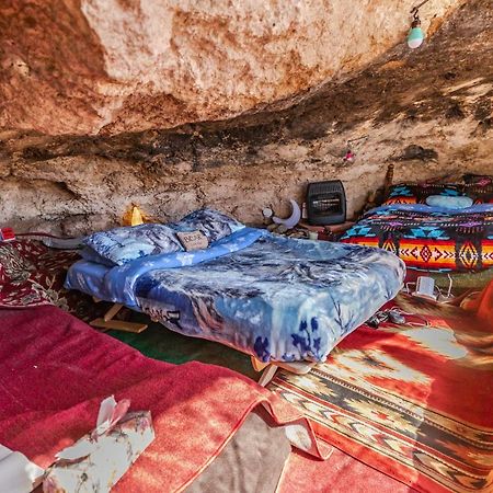 Cave, Yurt, Bubble And Other Glamping Adventures Hotel Sedona Exterior photo