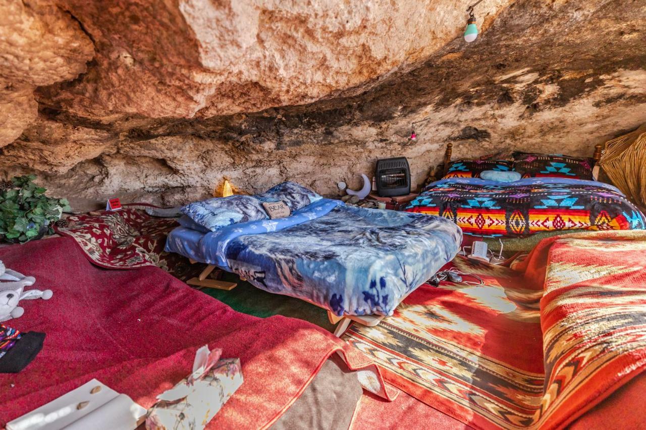 Cave, Yurt, Bubble And Other Glamping Adventures Hotel Sedona Exterior photo