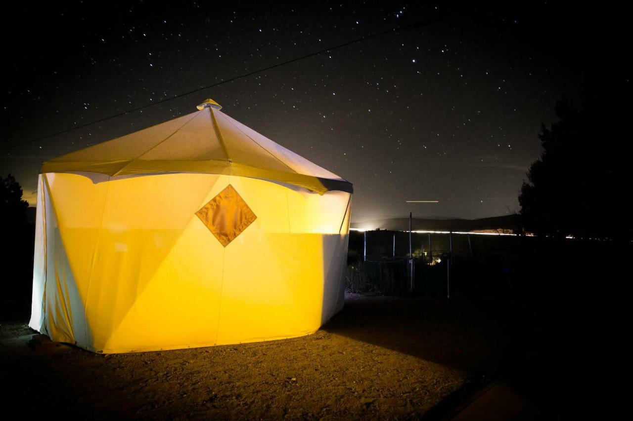 Cave, Yurt, Bubble And Other Glamping Adventures Hotel Sedona Exterior photo